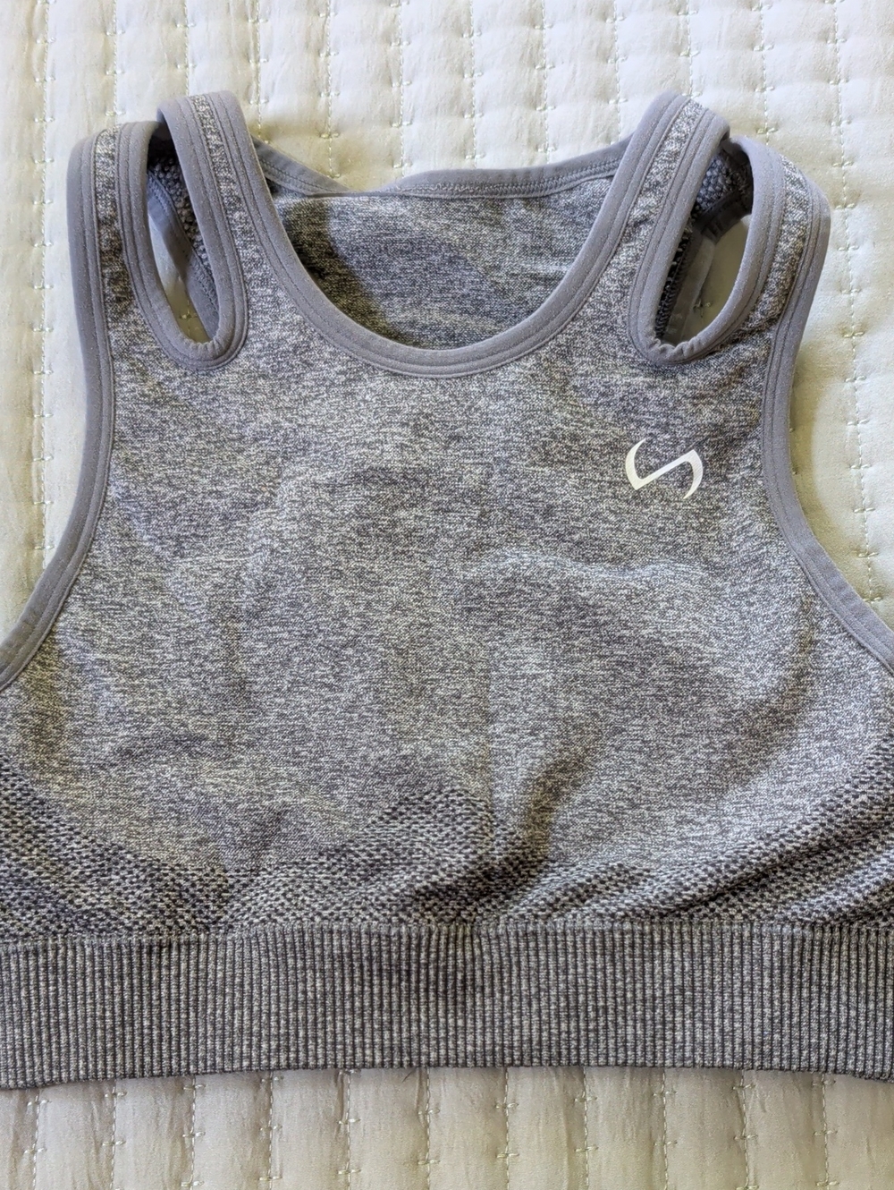 Gray Seamless Athletic Sports Bra with Subtle Logo
